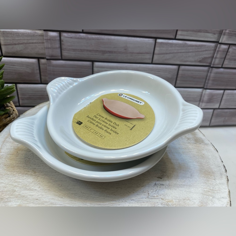 Le creuset❤️ Egg /crème Brûlée Dish 6oz  / 13cm white set of 2 NWT